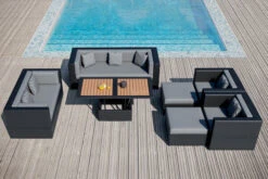 OUTFLEXX Loungemöbel-Set, Schwarz, Polyrattan, Für 9 Personen, Inkl. Loungetisch, Wasserfeste Kissenbox -MBM Verkäufe 1716 BOX D 3 CGI.jpg