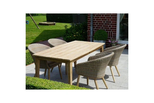 Ploß Borneo Dining-Tisch, FSC-Akazienholz, Gebürstet, 180x90cm 1 Ploß Borneo Dining-Tisch, FSC-Akazienholz, Gebürstet, 180x90cm