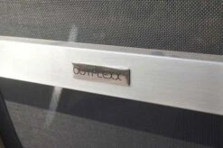 OUTFLEXX Stapelsessel, Schwarz, FSC-Teak / Edelstahl / Textilene, 60x56x85 Cm, Modernes Design 18 OUTFLEXX Stapelsessel, Schwarz, FSC-Teak / Edelstahl / Textilene, 60x56x85 Cm, Modernes Design -MBM Verkäufe 21672 7.JPG