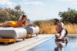 OUTFLEXX Icon Loungeliege, Lead Chine, Alu/Teak/Sunbrella, 213 X 89 X 41 Cm, Inkl. Verstellbarer Rückenlehne -MBM Verkäufe 23437 6.jpg