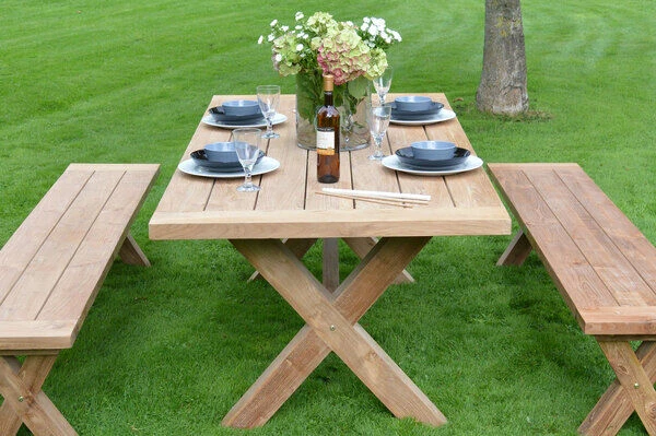 Gartentisch Lincoln Aus Gebürstetem Teakholz Von Ploß 4 Gartentisch Lincoln Aus Gebürstetem Teakholz Von Ploß – Bild 4